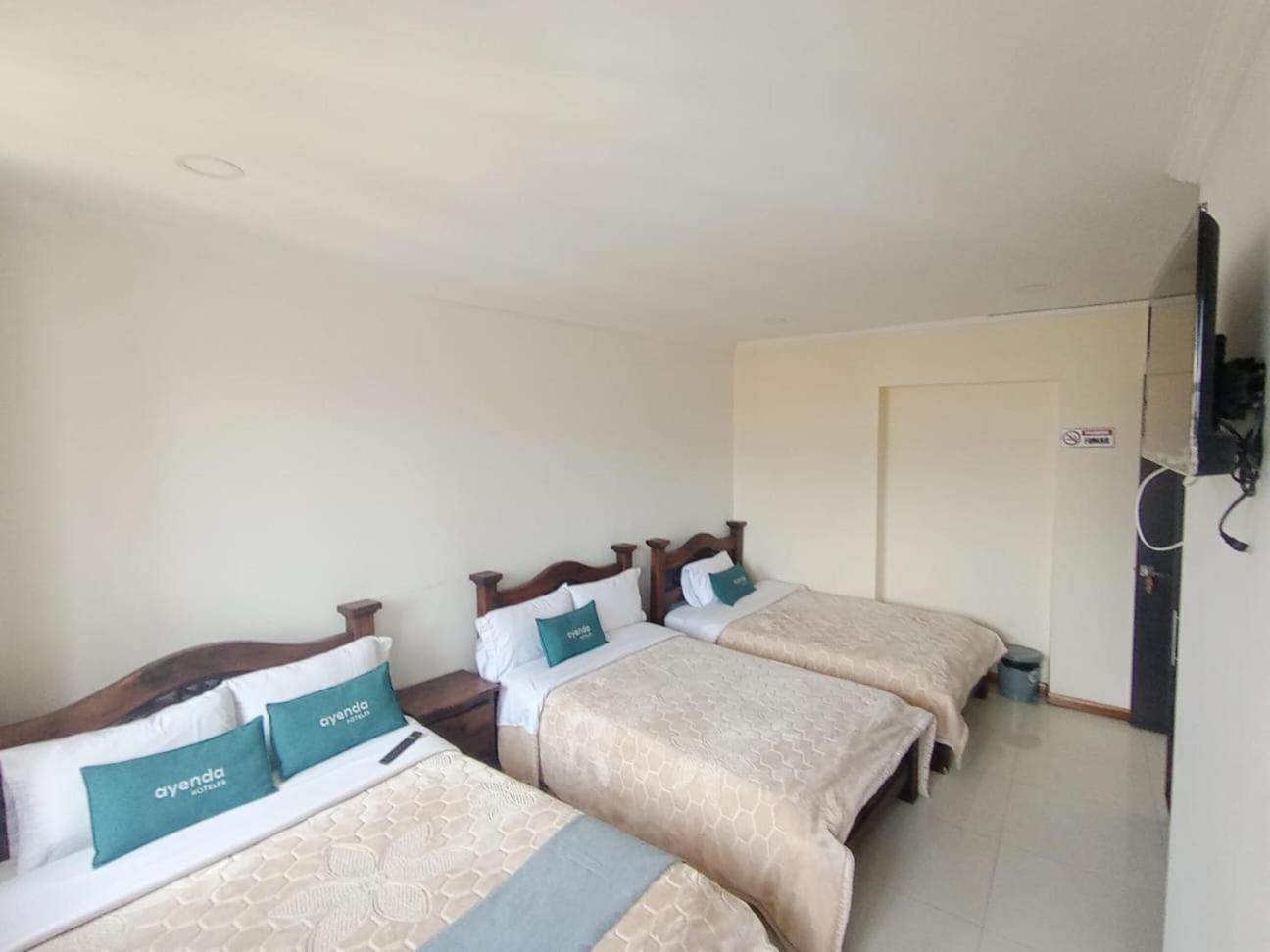 Hotel El Monarca Tunja Bagian luar foto